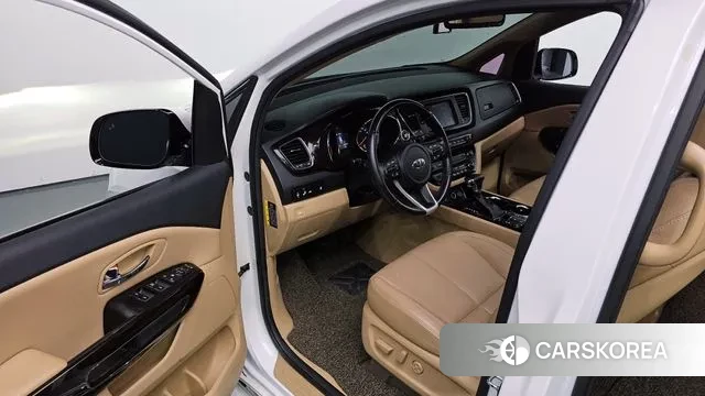 Kia The New Carnival 2018 Белый из Кореи, фото 2