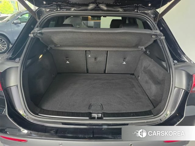 Mercedes-Benz GLA - Class H247 2022 Черный из Кореи, фото 2