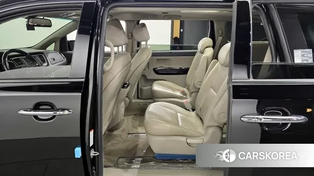 Kia The New Carnival 2020 Черный из Кореи, фото 2