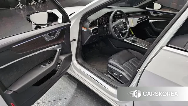 Audi A6 (C8) 2025 Белый из Кореи, фото 2