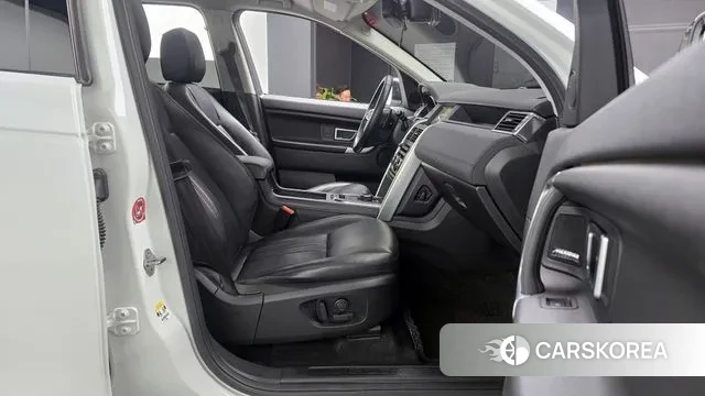 Land Rover Discovery Sports 2018 Белый из Кореи, фото 2