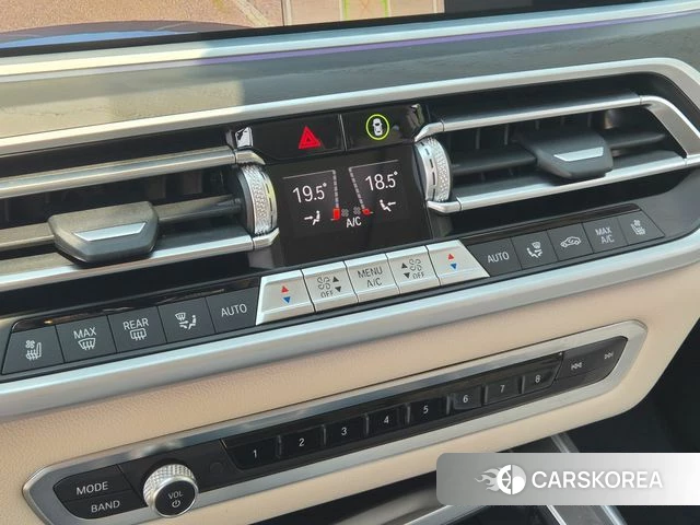 BMW X7 (G07) 2021 Серый из Кореи, фото 2