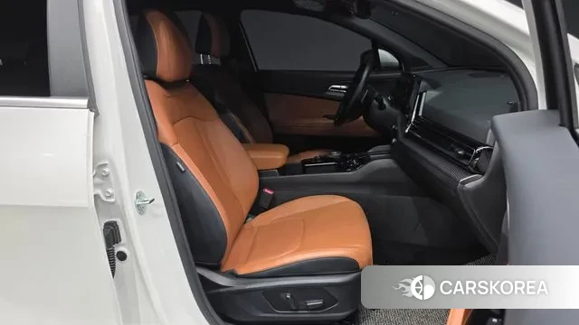 Kia Sportage 5th Generation 2023 Белый из Кореи, фото 2