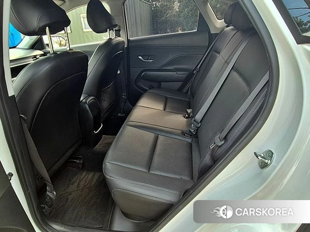 Hyundai Kona (SX2) 2023 Белый из Кореи, фото 2