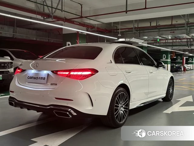 Mercedes-Benz Class C 2025 Белый из Китая, фото 2