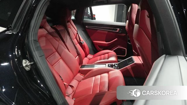 Porsche Panamera (971) 2022 Серебристо-серый из Кореи, фото 2
