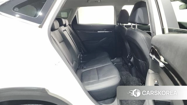 Kia Seltos 2022 Белый из Кореи, фото 2