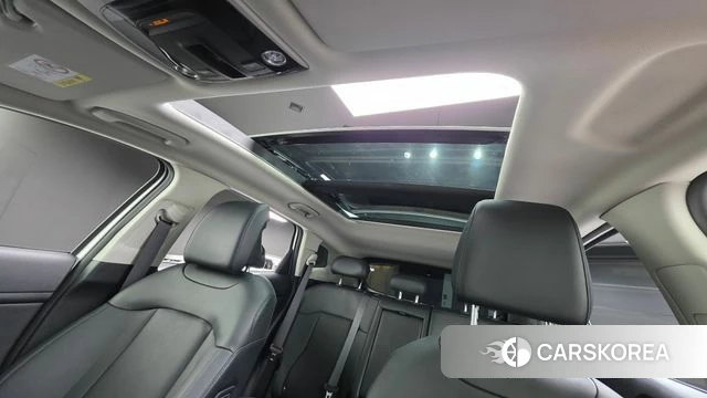 Kia Sportage 5th Generation 2023 Белый из Кореи, фото 2