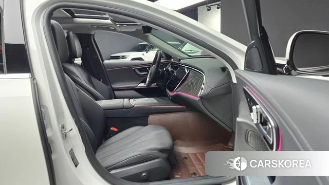 Mercedes-Benz E-Class W214 2025 Белый из Кореи, фото 2