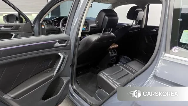 Volkswagen Tiguan second Generation 2021 Серый из Кореи, фото 2