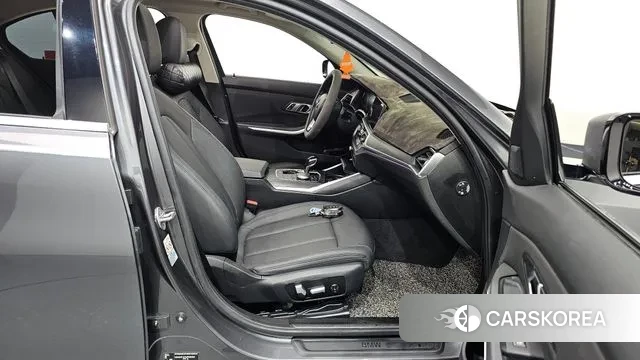 BMW 3 Series (G20) 2021 Серый из Кореи, фото 2