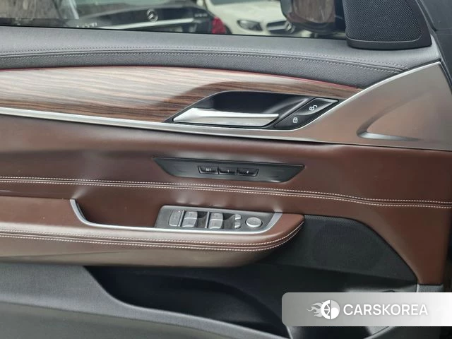 BMW 6 Series GT (G32) 2021 Черный из Кореи, фото 2