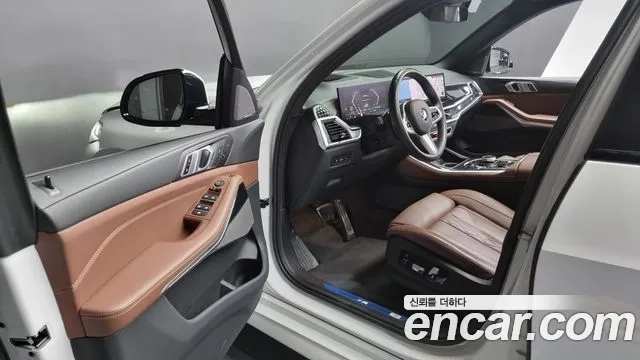 BMW X5 (G05) 2024 Белый из Кореи, фото 2