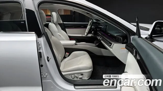 Hyundai Grandeur Hybrid (GN7) 2023 Белый из Кореи, фото 2