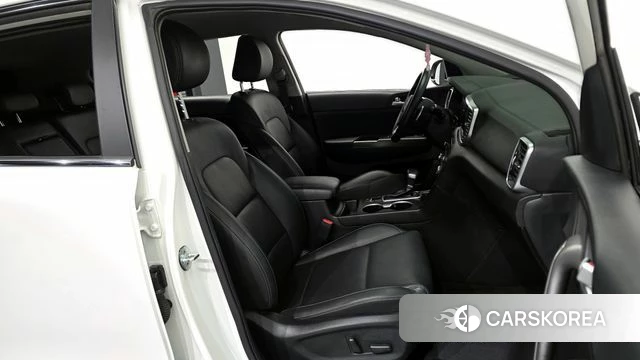 Kia Sportage The Bold 2021 Белый из Кореи, фото 2