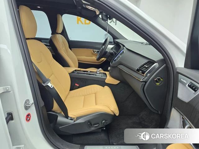 Volvo XC90 second Generation 2025 Белый из Кореи, фото 2