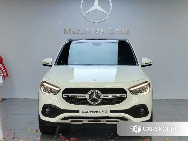 Mercedes-Benz GLA 2021 Белый из Китая, фото 2