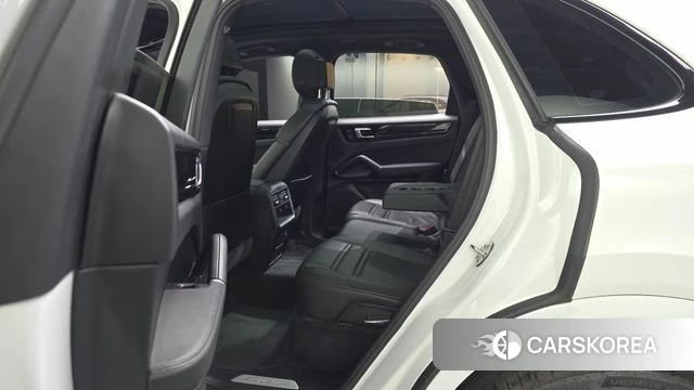 Porsche Cayenne (PO536) 2019 Белый из Кореи, фото 2