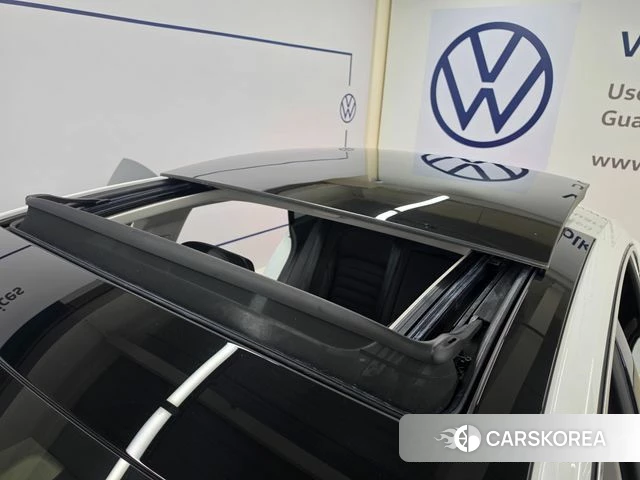 Volkswagen Arteon 2022 Жемчужный цвет из Кореи, фото 2