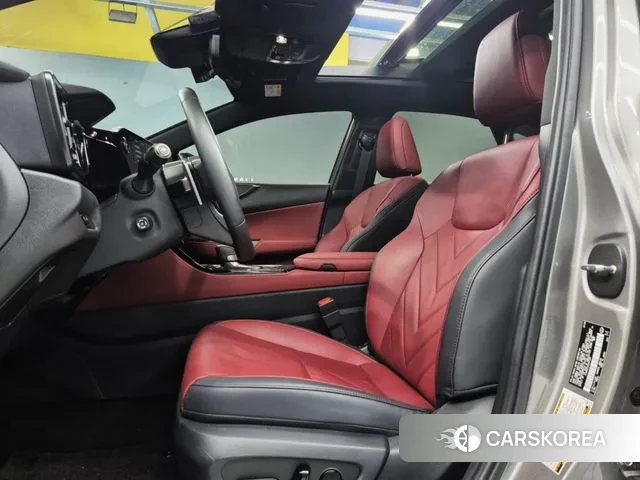 Lexus NX350h Second generation 2024 Песочный из Кореи, фото 2