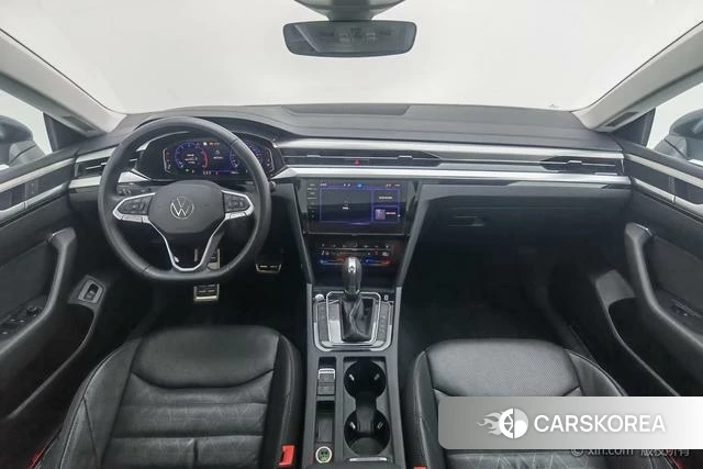 Volkswagen CC 2024 Белый из Китая, фото 2