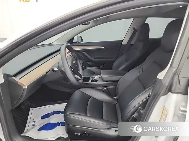 Tesla Model 3 2022 Белый из Кореи, фото 2