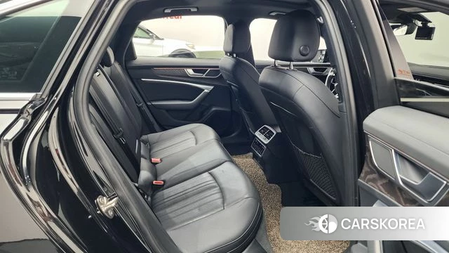 Audi A6 (C8) 2021 Черный из Кореи, фото 2