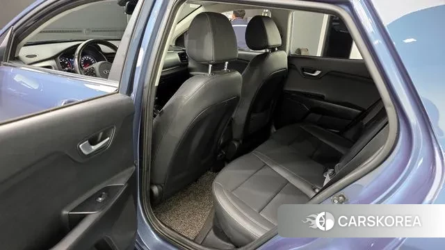 Kia Stonic 2020 Синий из Кореи, фото 2