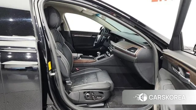 Genesis G90 2021 Черный из Кореи, фото 2