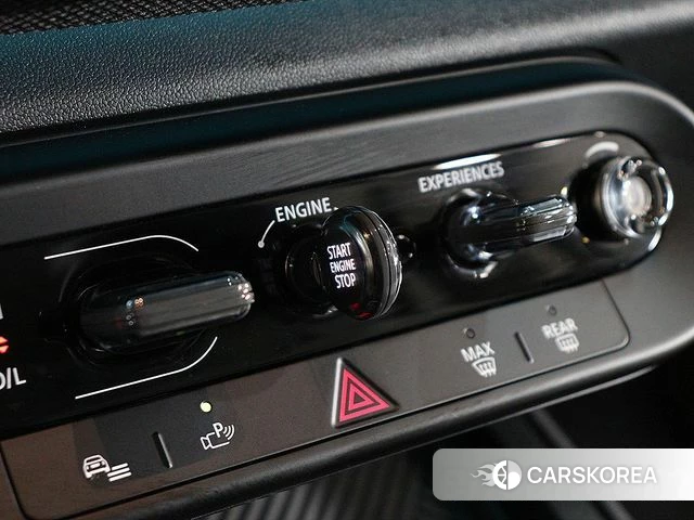 Mini Cooper S Countryman 3rd Generation 2025 Зеленый из Кореи, фото 2