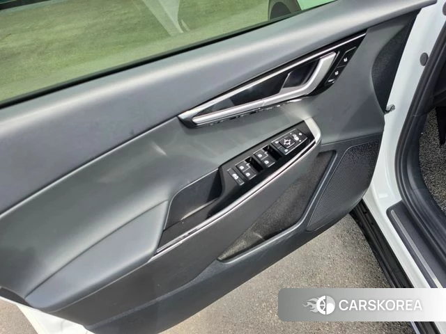 Kia EV6 2022 Белый из Кореи, фото 2