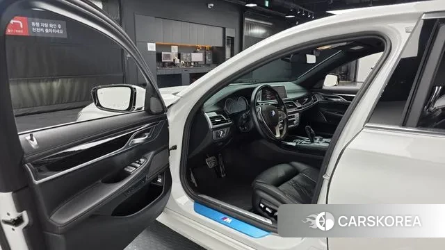 BMW 7 Series (G11) 2018 Белый из Кореи, фото 2