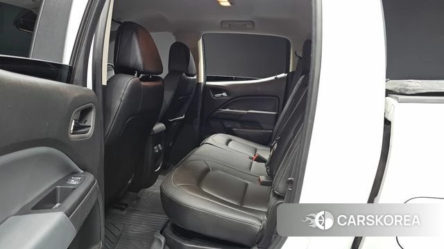 Chevrolet (GM Daewoo) Real New Colorado 2022 Белый из Кореи, фото 2