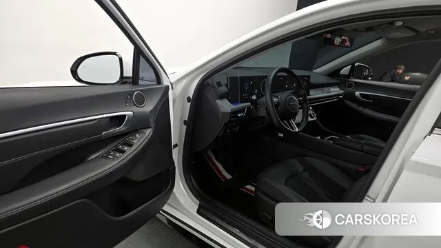 Hyundai Sonata D Edge (DN8) 2023 Белый из Кореи, фото 2