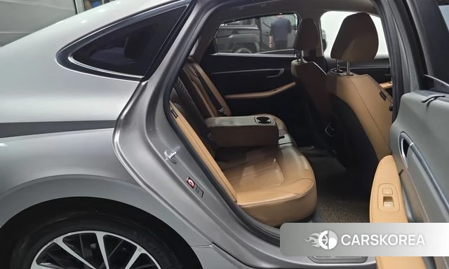 Hyundai Sonata (DN8) 2019 Серебряный из Кореи, фото 2