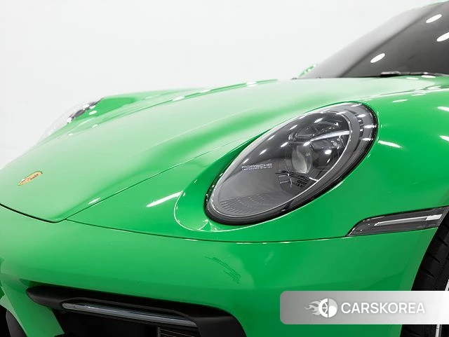 Porsche 911(992) 2023 Зеленый из Кореи, фото 2