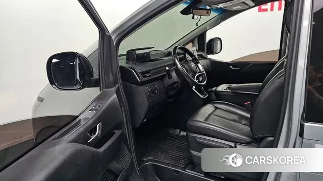 Hyundai Staria 2021 Серый из Кореи, фото 2