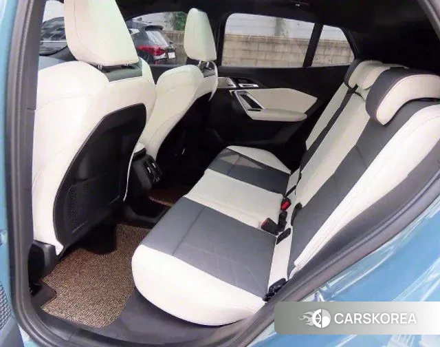 BMW X2 (U10) 2024 Темно-зеленый из Кореи, фото 2