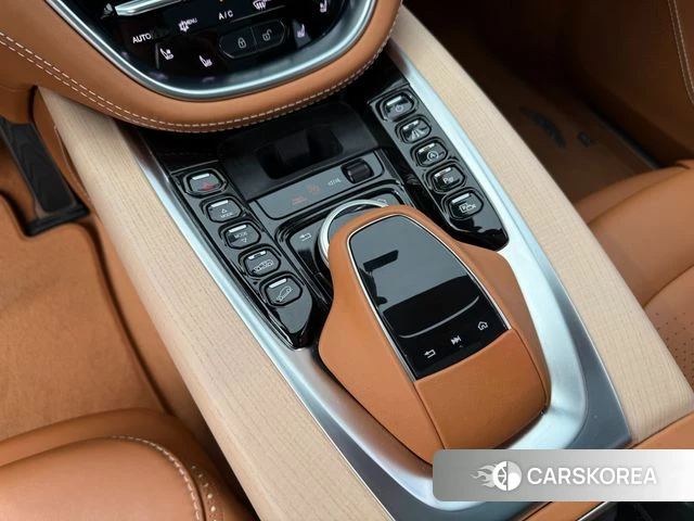 Aston Martin DBX 2021 Цвет тростника из Кореи, фото 2