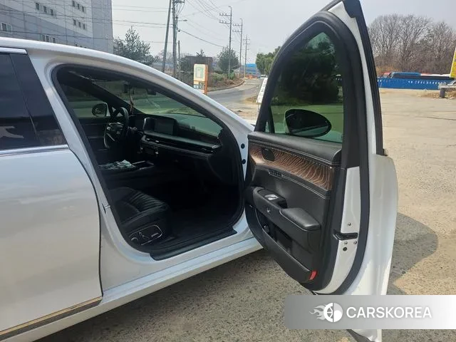 Genesis G90 (RS4) 2022 Белый из Кореи, фото 2