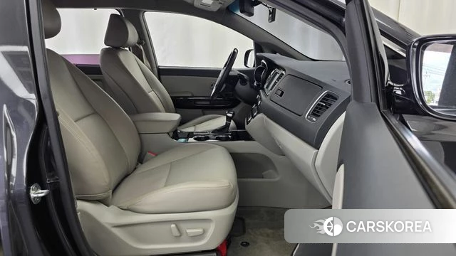 Kia The New Carnival 2019 Серый из Кореи, фото 2