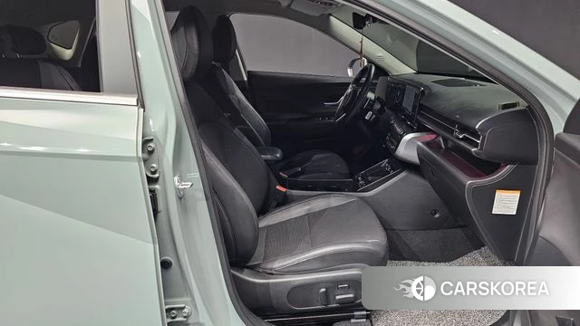 Hyundai Kona Hybrid (SX2) 2023 Цвет галактики из Кореи, фото 2