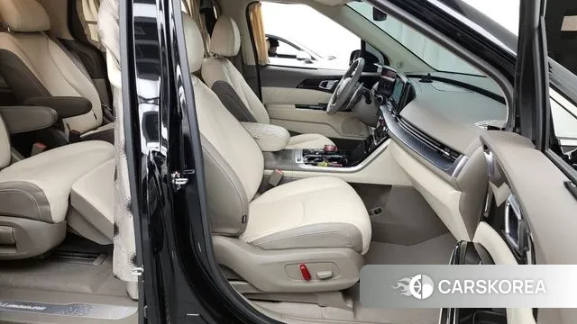 Kia Carnival 4th generation 2022 Черный из Кореи, фото 2