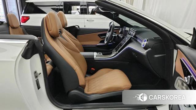 Mercedes-Benz CLE-Class C236 2024 Белый из Кореи, фото 2