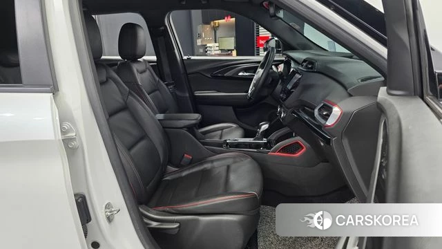 Chevrolet (GM Daewoo) Trailblazer 2022 Белый из Кореи, фото 2