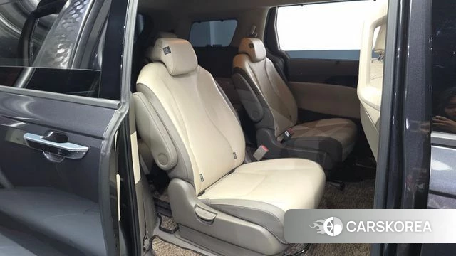 Kia Carnival 4th generation 2023 Серый из Кореи, фото 2