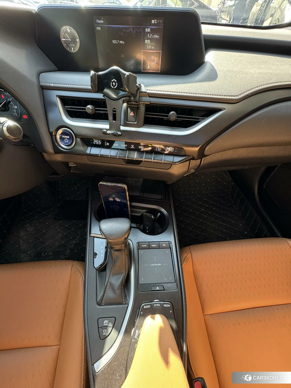 Lexus UX 2019 Серебристо-серый из Китая, фото 2
