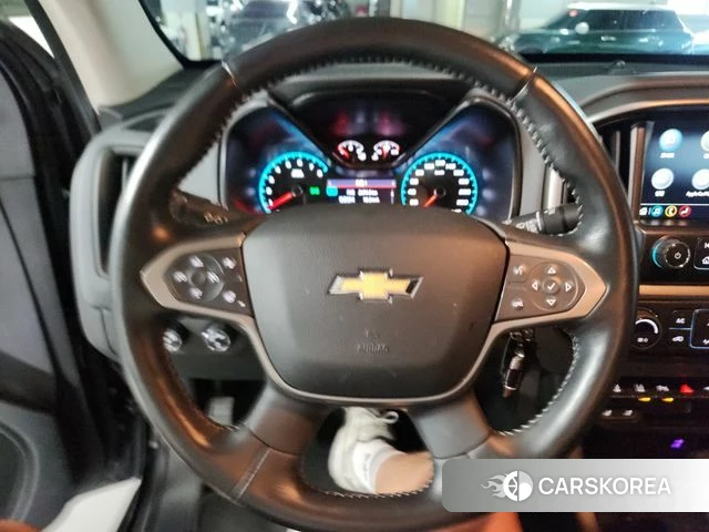 Chevrolet (GM Daewoo) Real New Colorado 2022 Черный из Кореи, фото 2