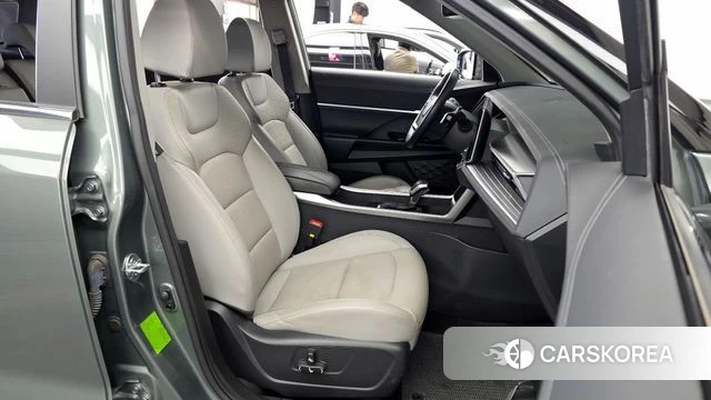 Ssangyong Torres 2023 Светло-зеленый из Кореи, фото 2