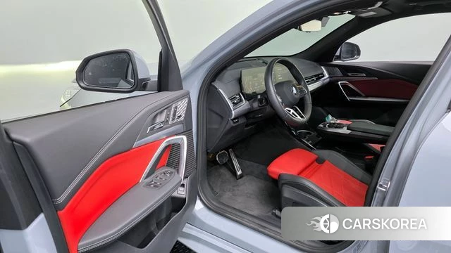 BMW X2 (U10) 2025 Серебристо-серый из Кореи, фото 2